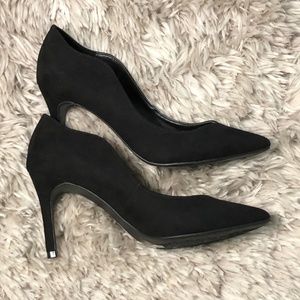 Kelly and Katie elegant black pumps 7.5